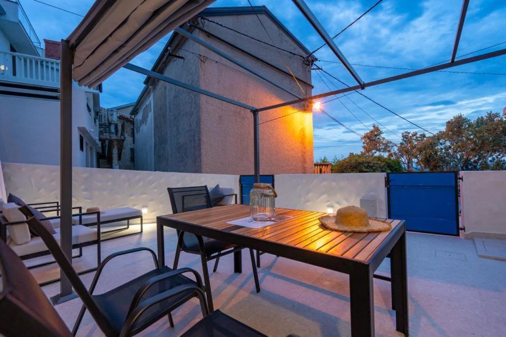 House Franulich Villa Stara Baška Exterior foto